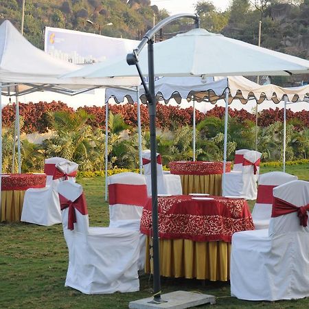 Hotel Maruti Mandapam Jabalpur Exterior photo